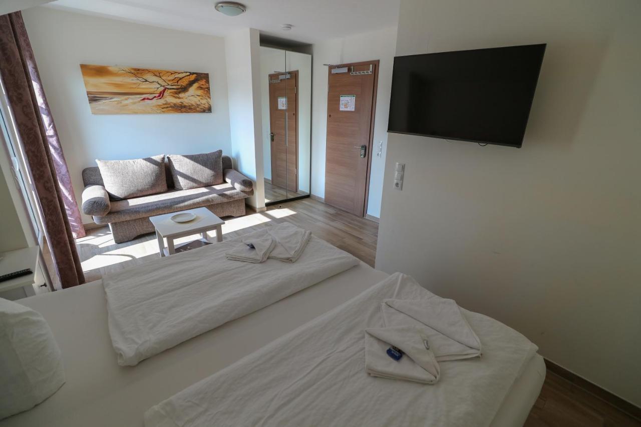 Usedom Bike Hotel & Suites Karlshagen Exterior foto