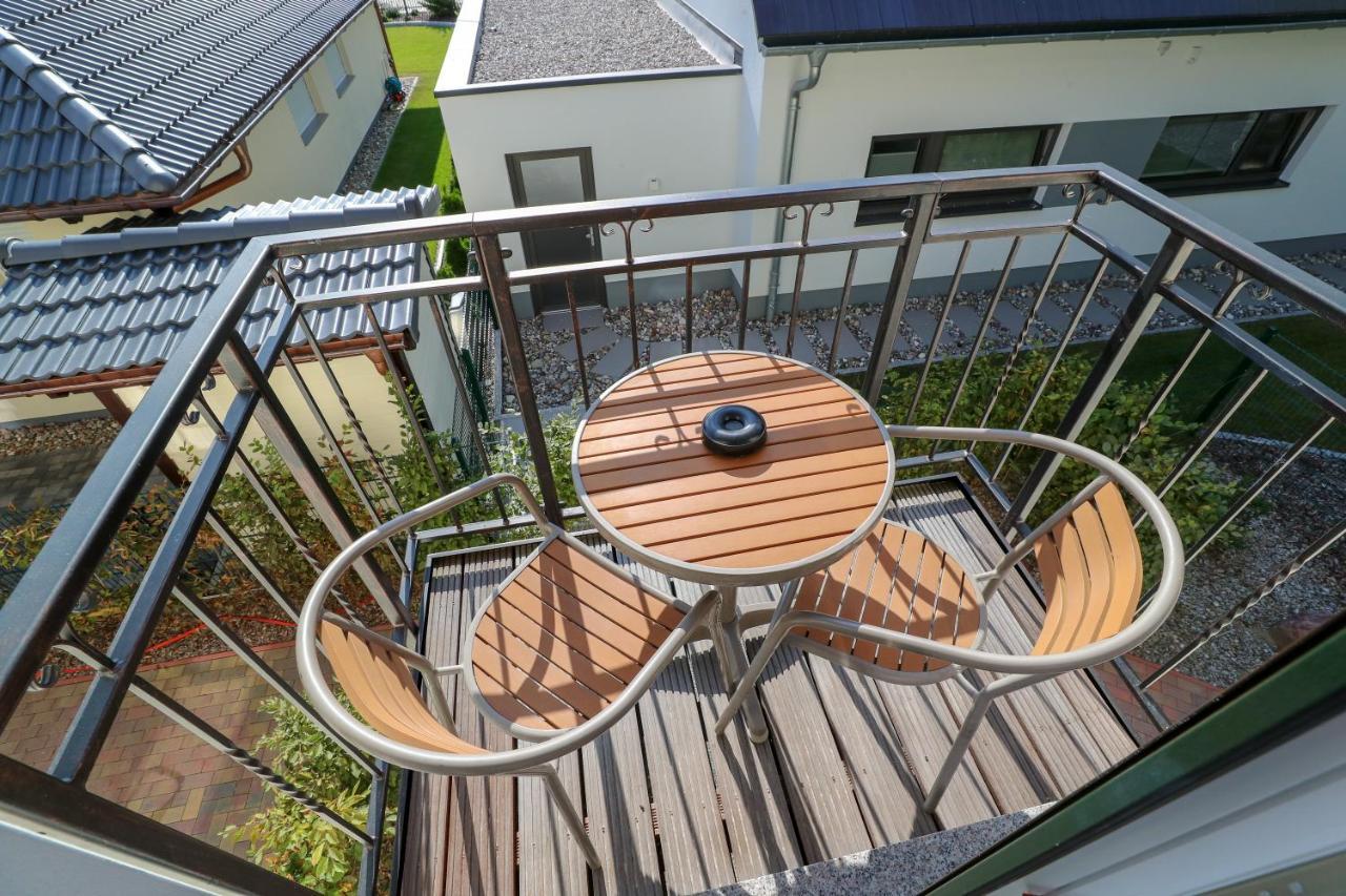 Usedom Bike Hotel & Suites Karlshagen Exterior foto